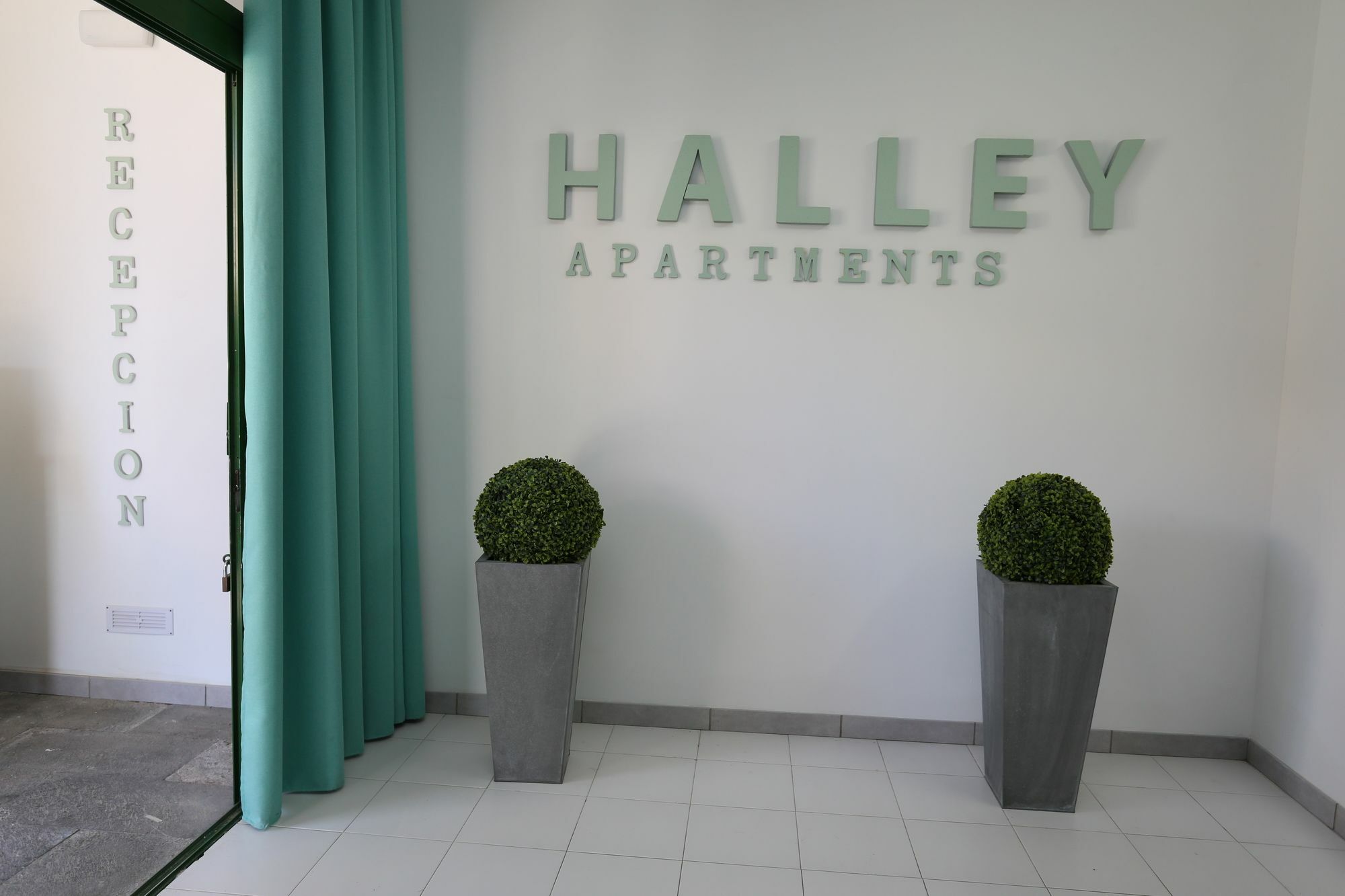 Apartamentos Halley Puerto Rico  Zewnętrze zdjęcie